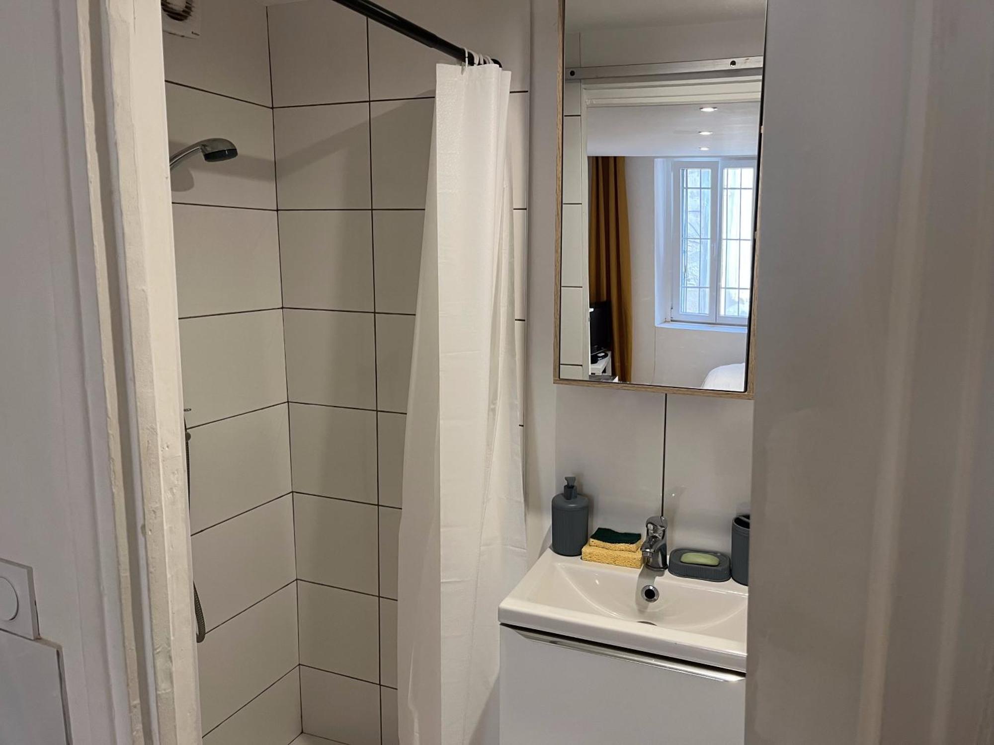 Studio Equipe Confort Proche De Toutes Commodites 滨海拉塞讷 外观 照片
